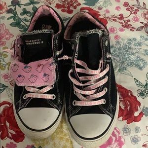 Converse hello kitty